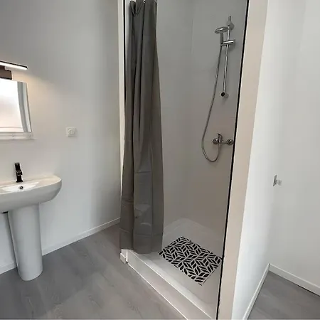 Appartement B1 T3 60 M2 Cosy 7Min Proche Gares Roanne Exterior foto
