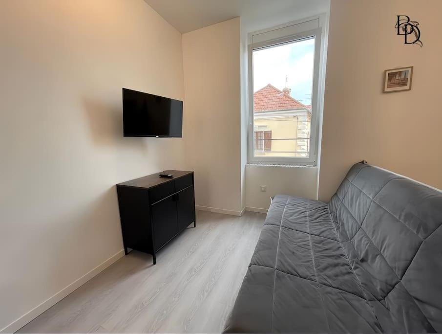 B1 T3 60 M2 Cosy 7min Proche Gares Apartment Roanne
